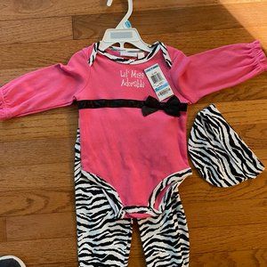 NWT- 6-9 Month Infant Girls 3 Piece Set- LS Onesie, Pants And Hat